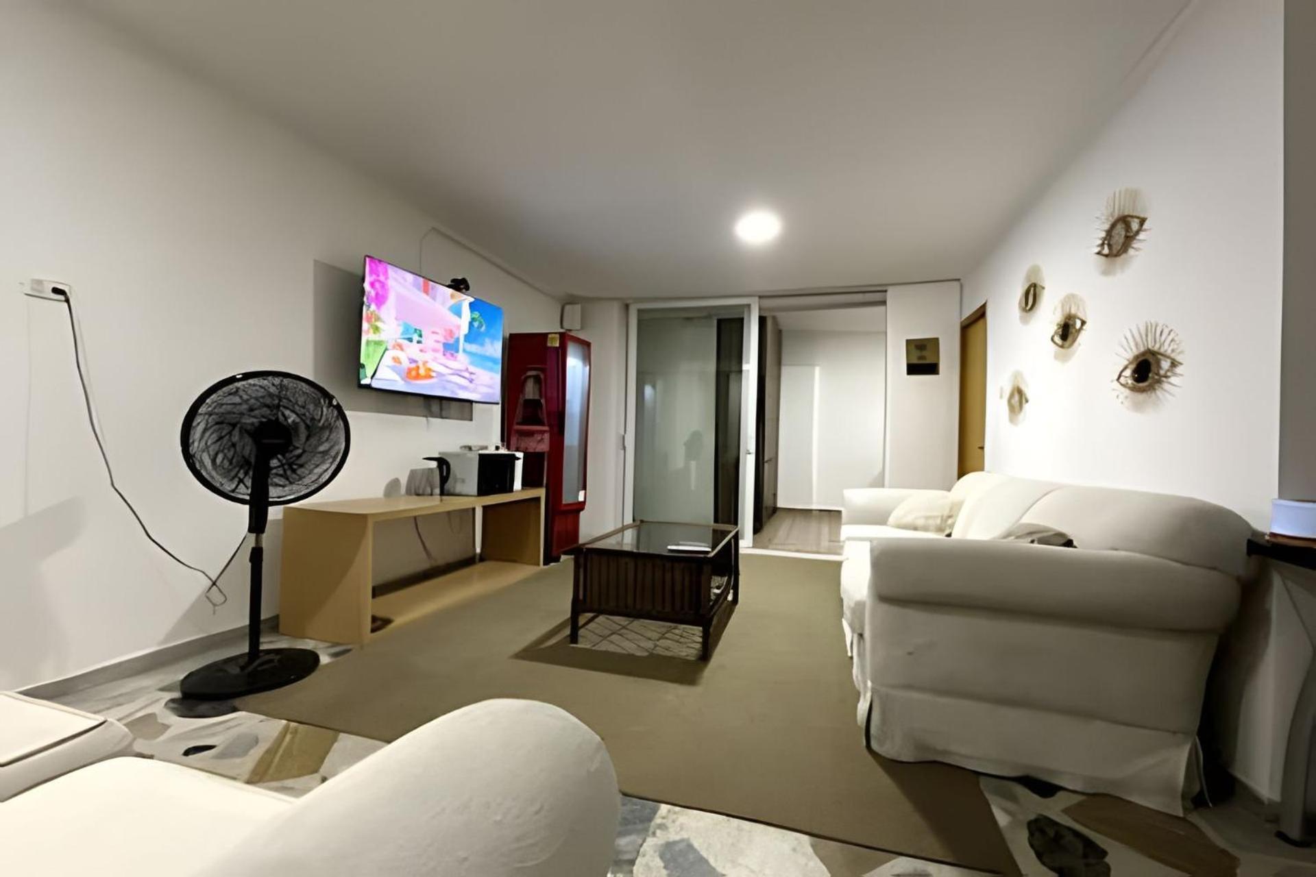 GL Hostal Baq
