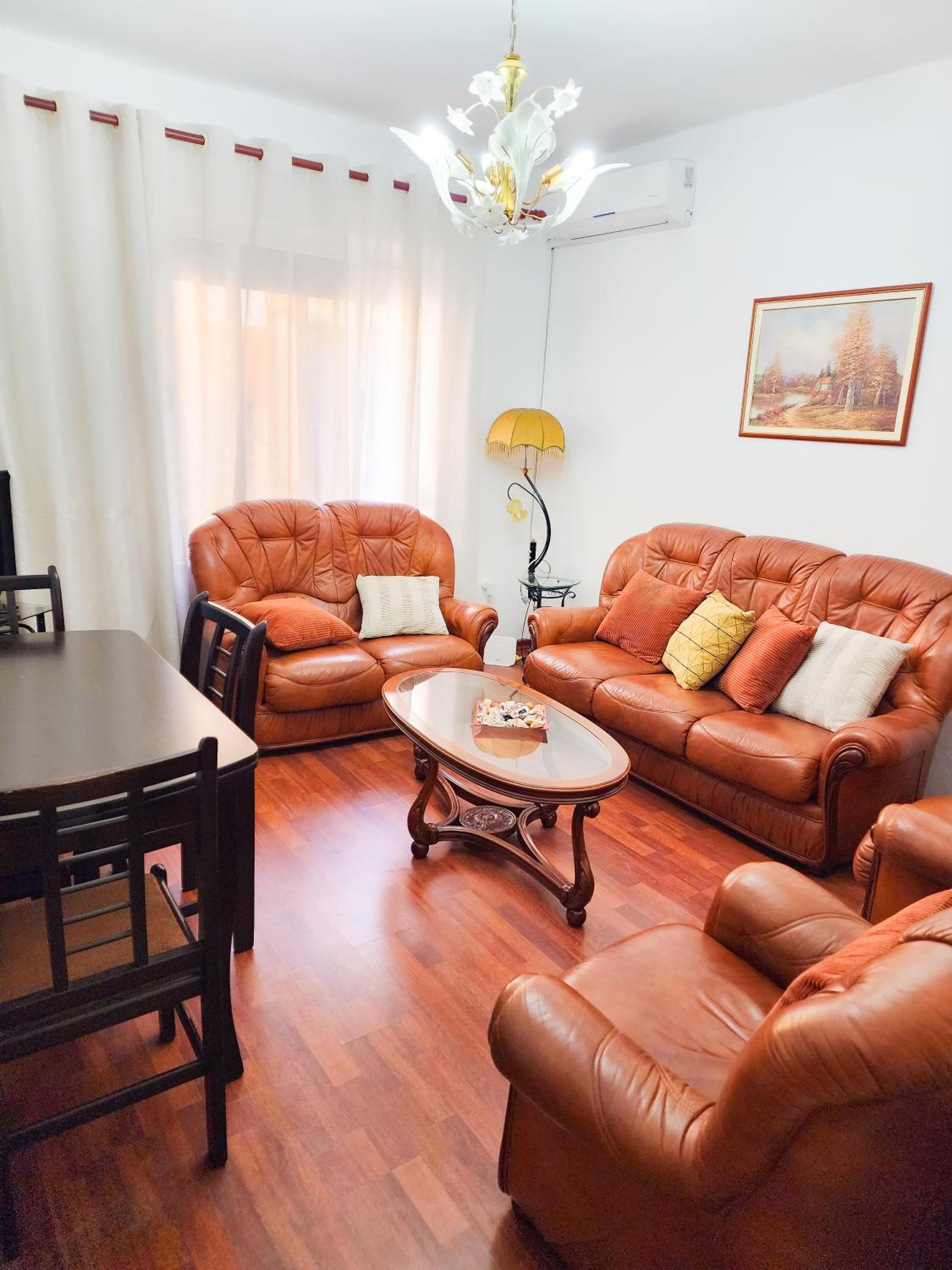Apartment Sweet Vintage