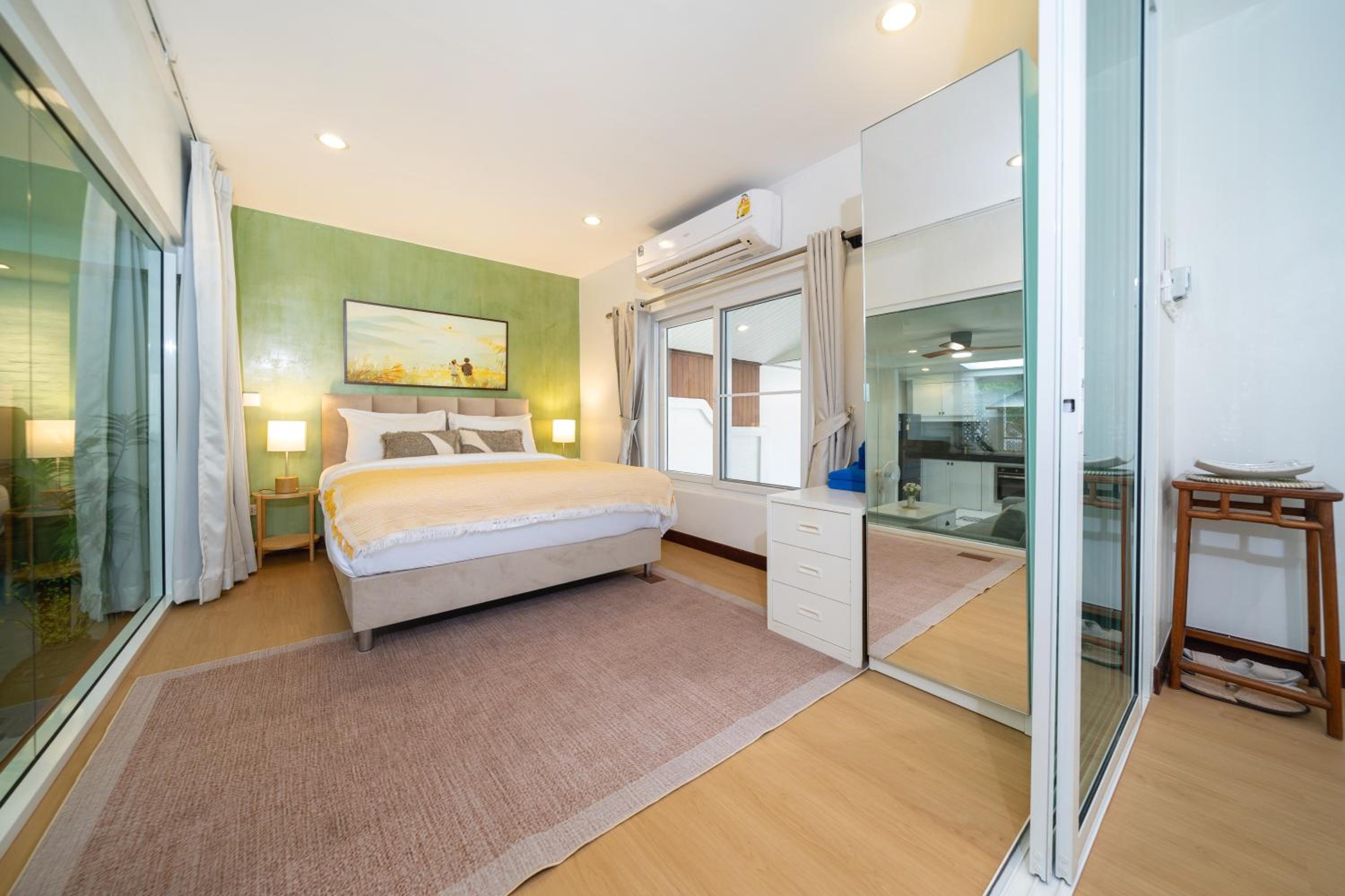 Bangla Patong Pool Villas with 4 Villas different designs choose fro, photo before Book