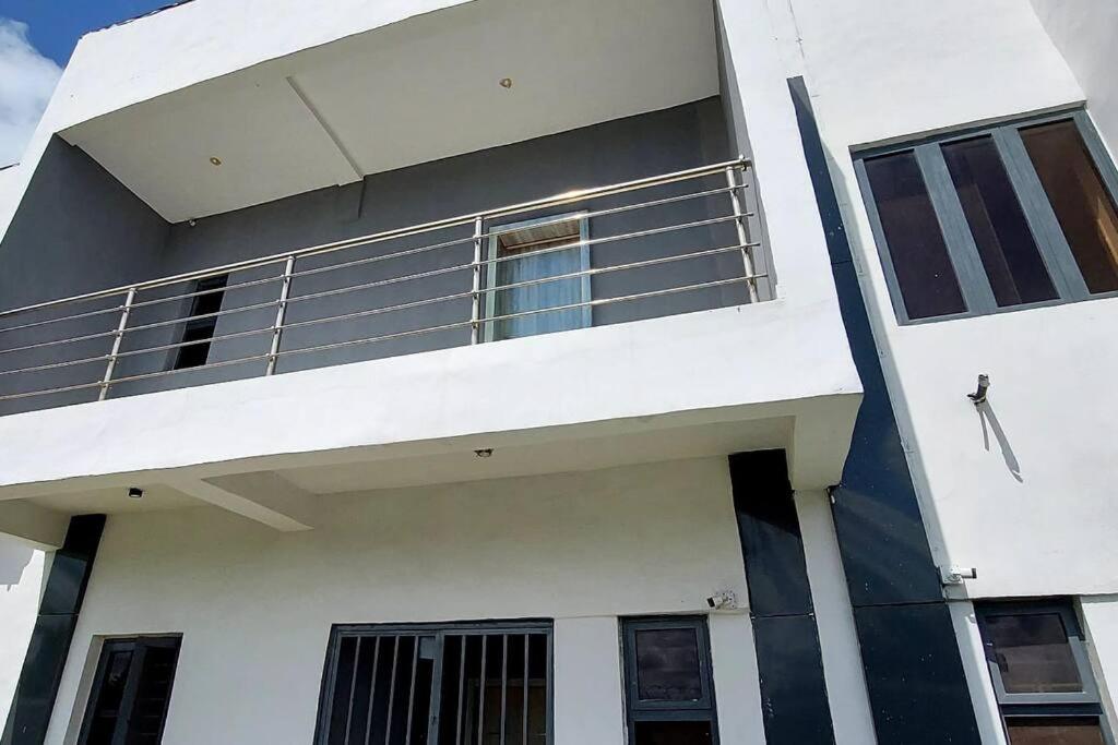 3 Bedroom with Full Kitchen "A cozy and Serenity Villa in the heart of Lekki" view 3