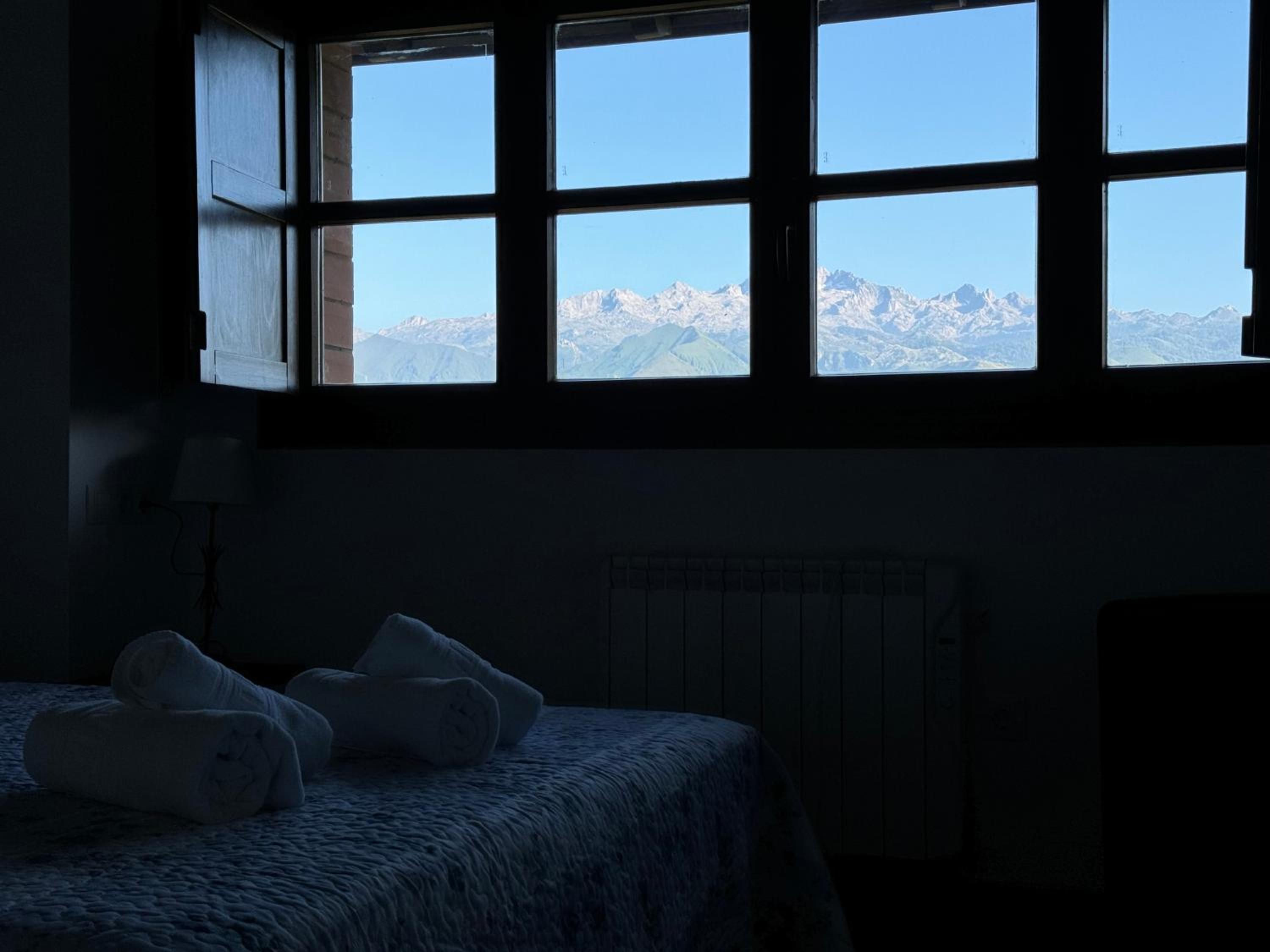 Photo 100