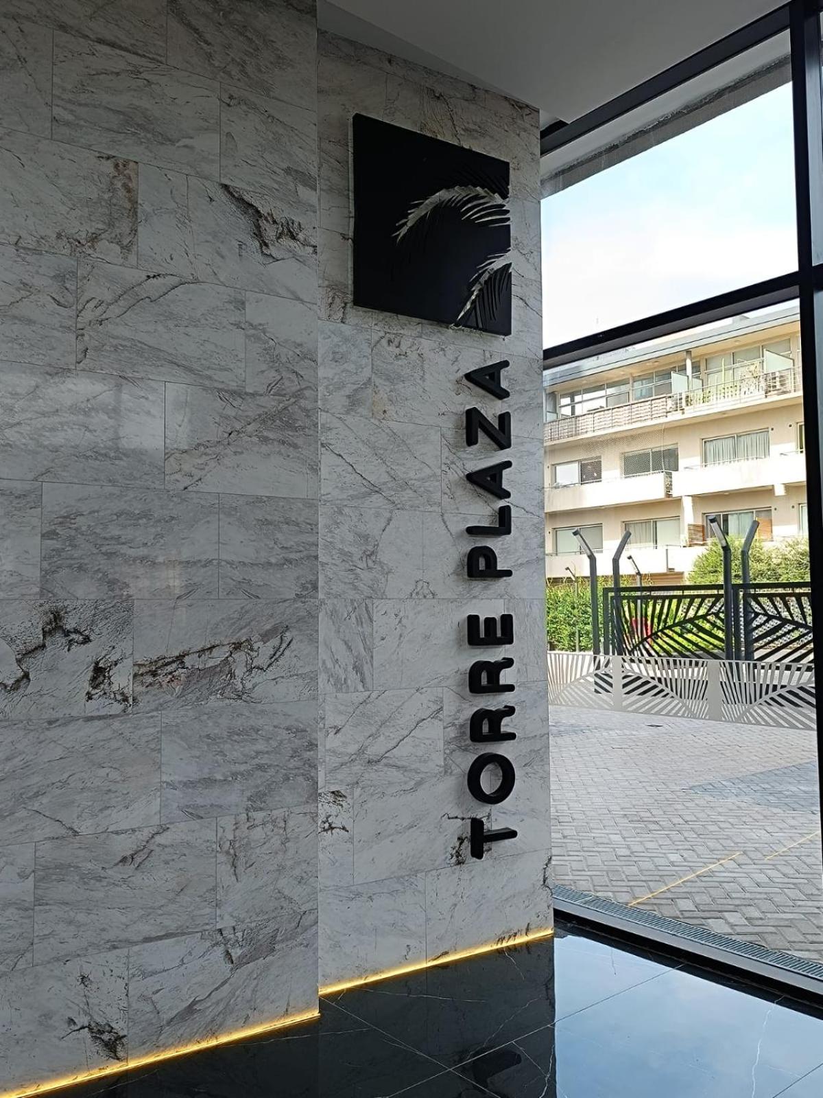 Brickell Aiby House