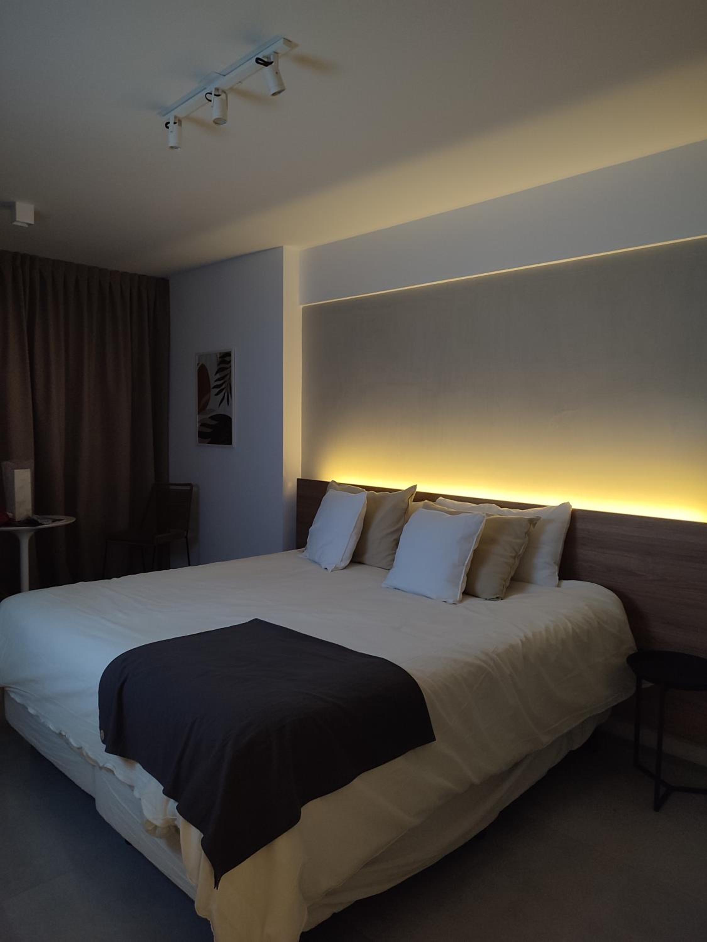 Brickell Aiby House