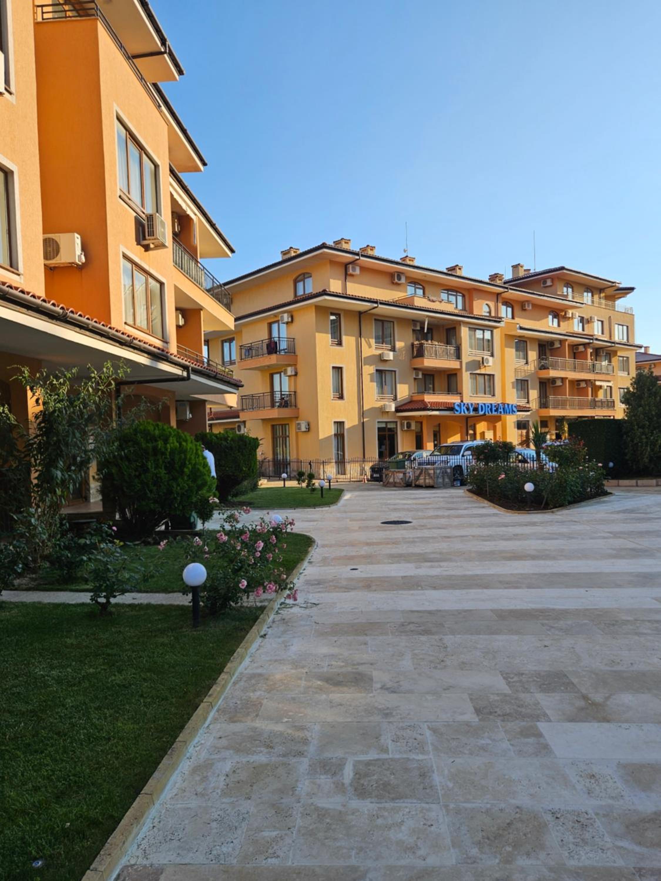 Apartments Anna on Saint Vlas