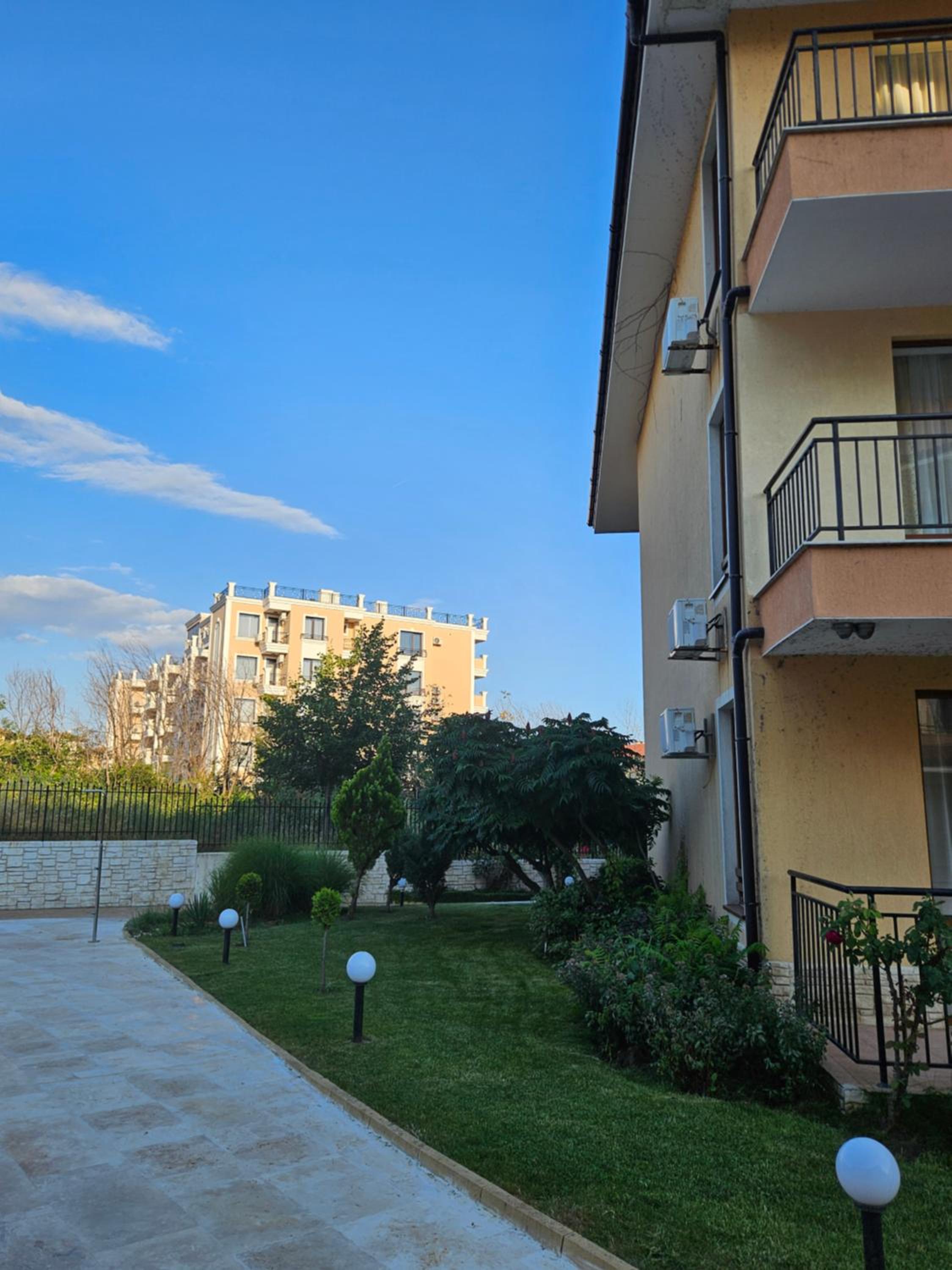 Apartments Anna on Saint Vlas