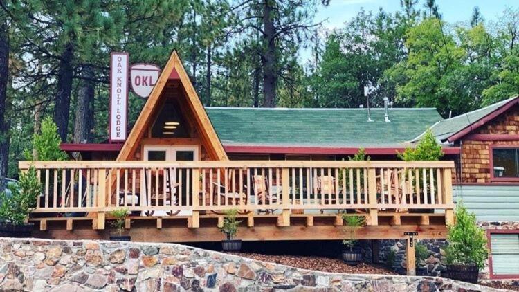 oak knoll lodge
