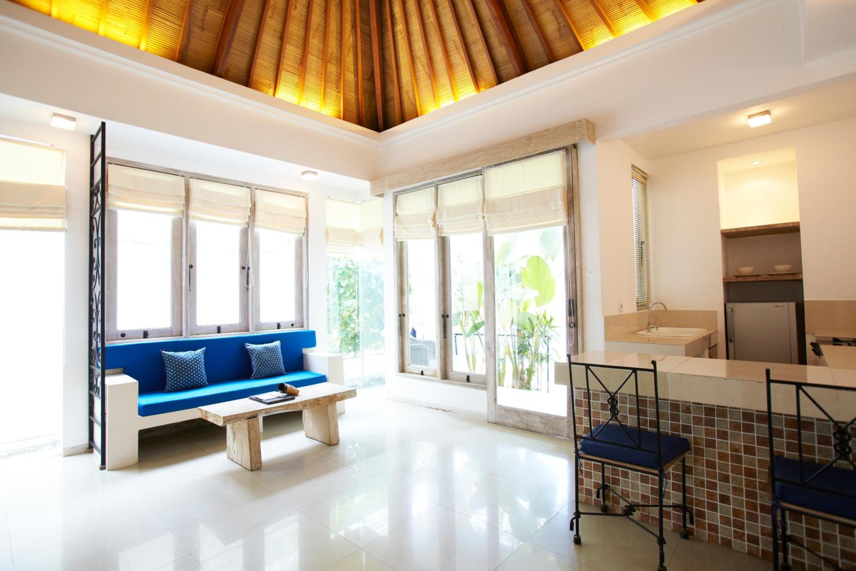 Artemis Villa Hotel