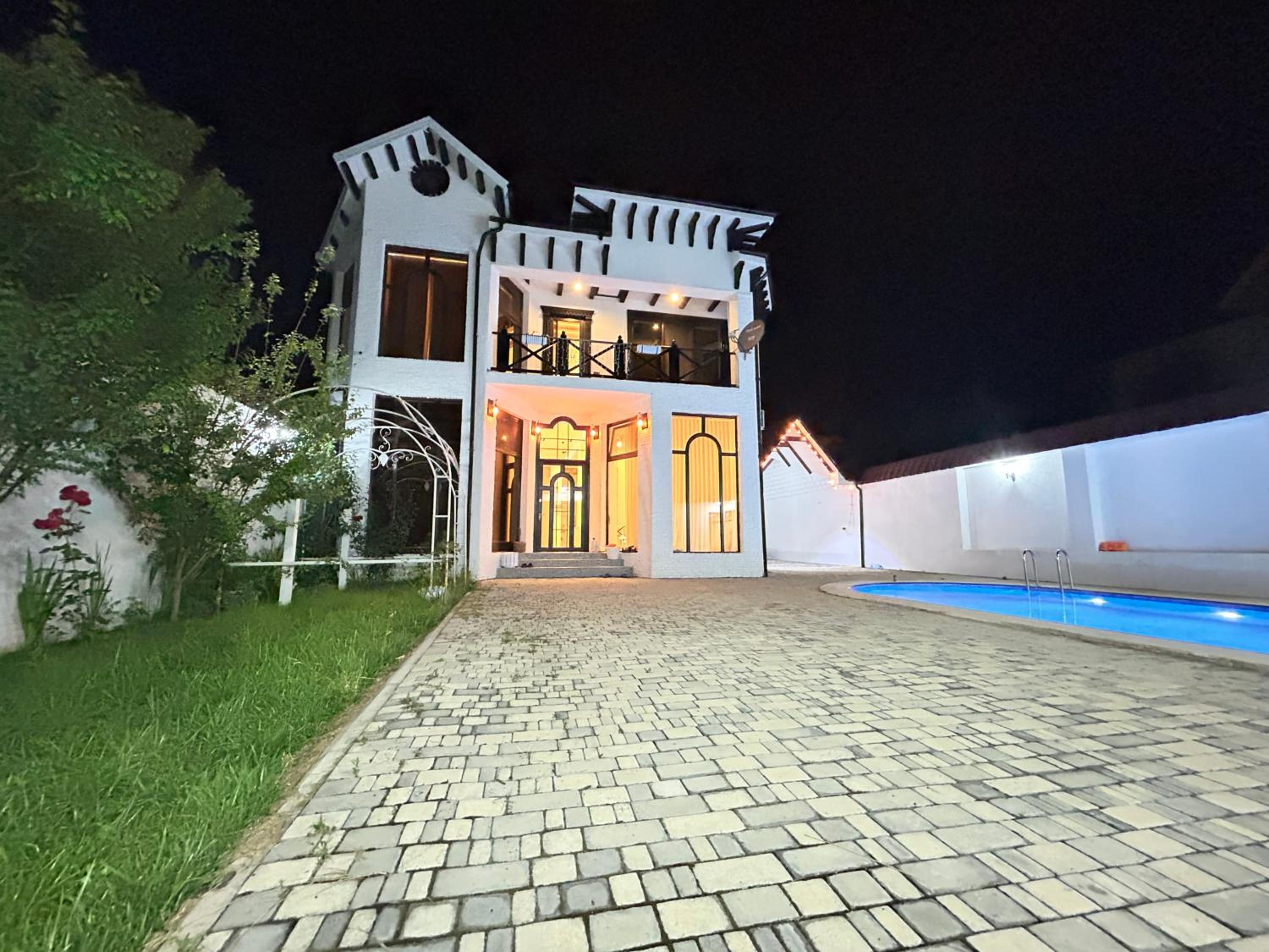 Gabala Rich Villa