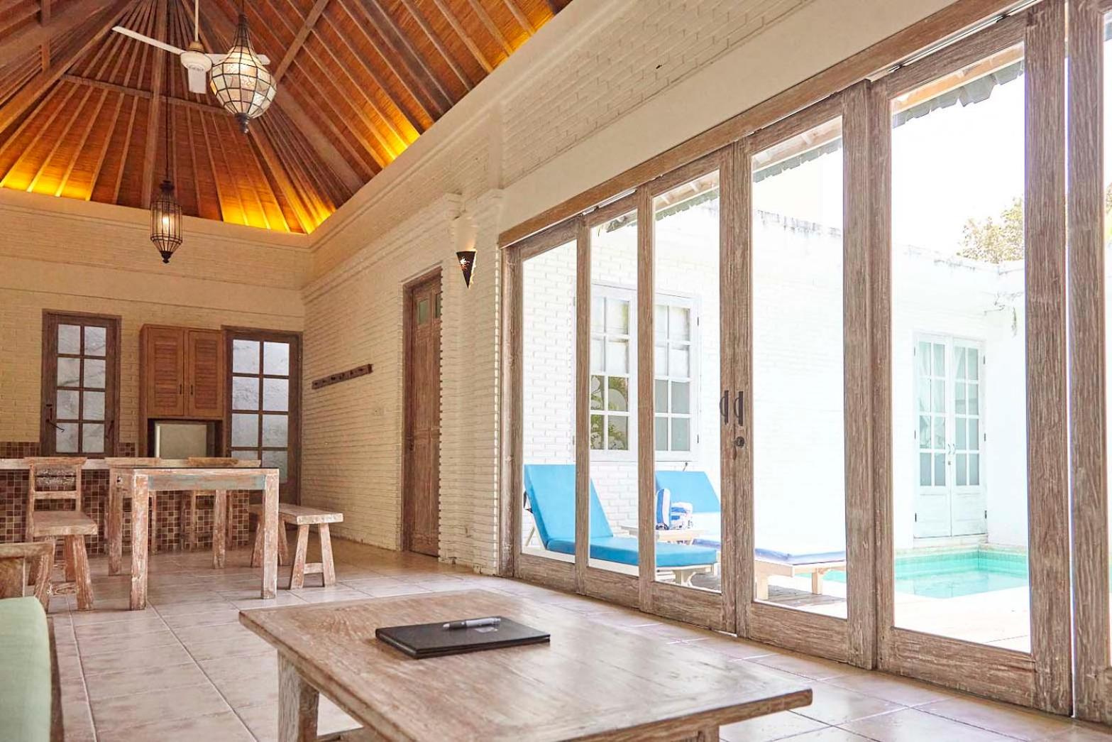 Artemis Villa Hotel