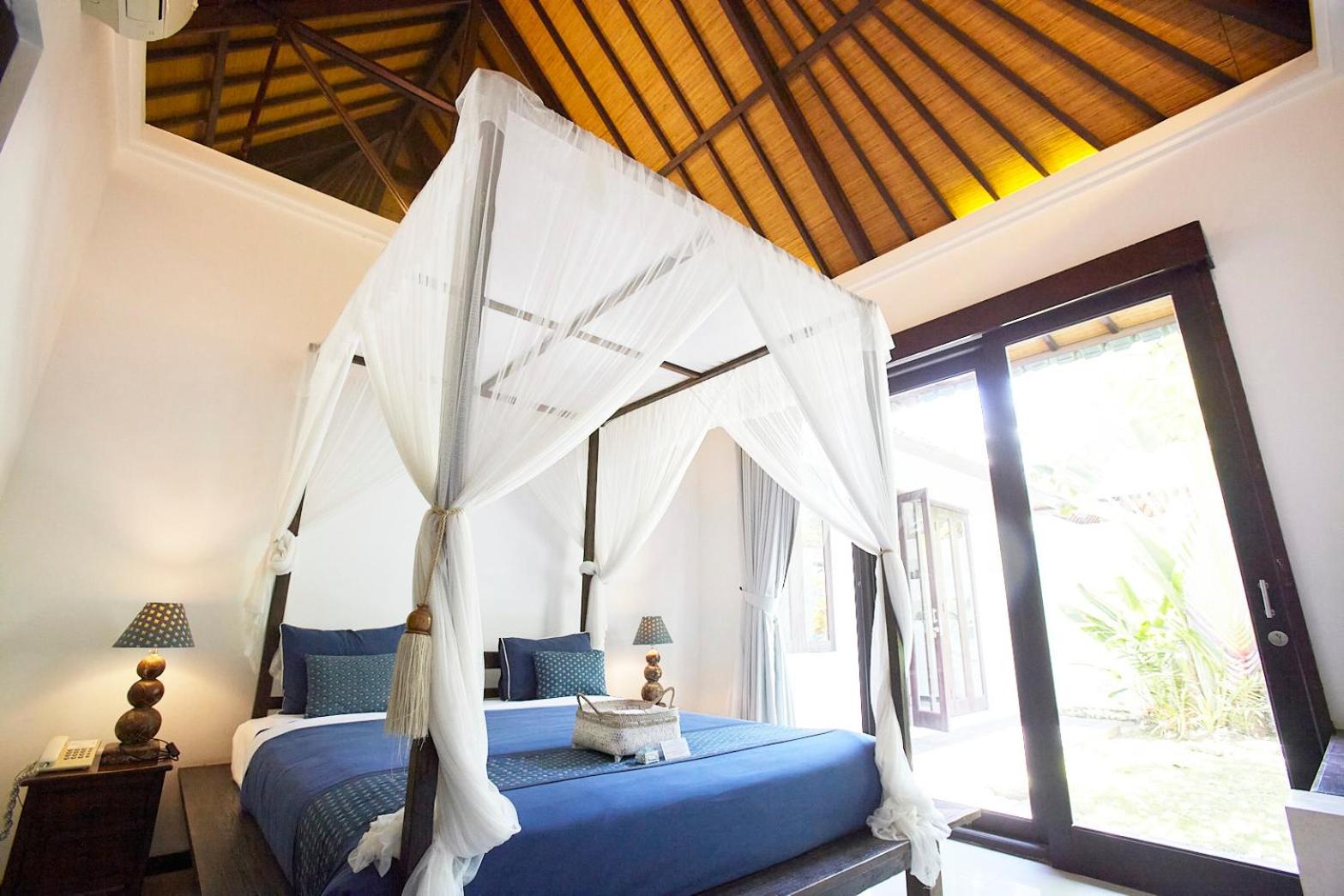 Artemis Villa Hotel