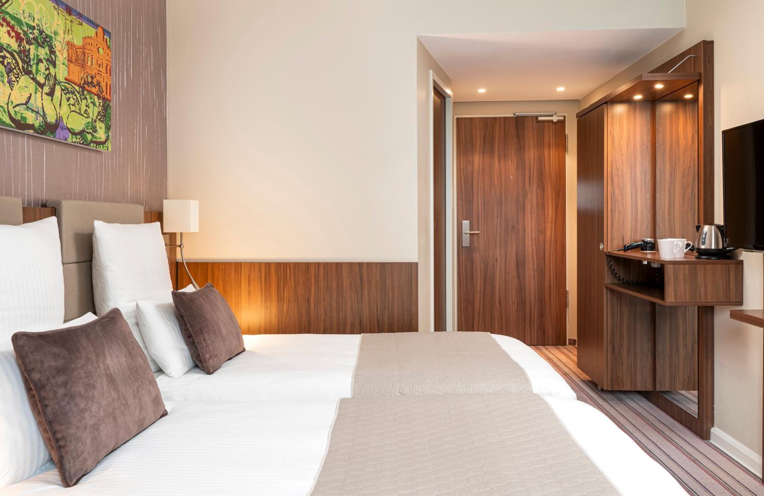 Dresden Vacations - Leonardo Hotel Dresden Altstadt - Property Image 2