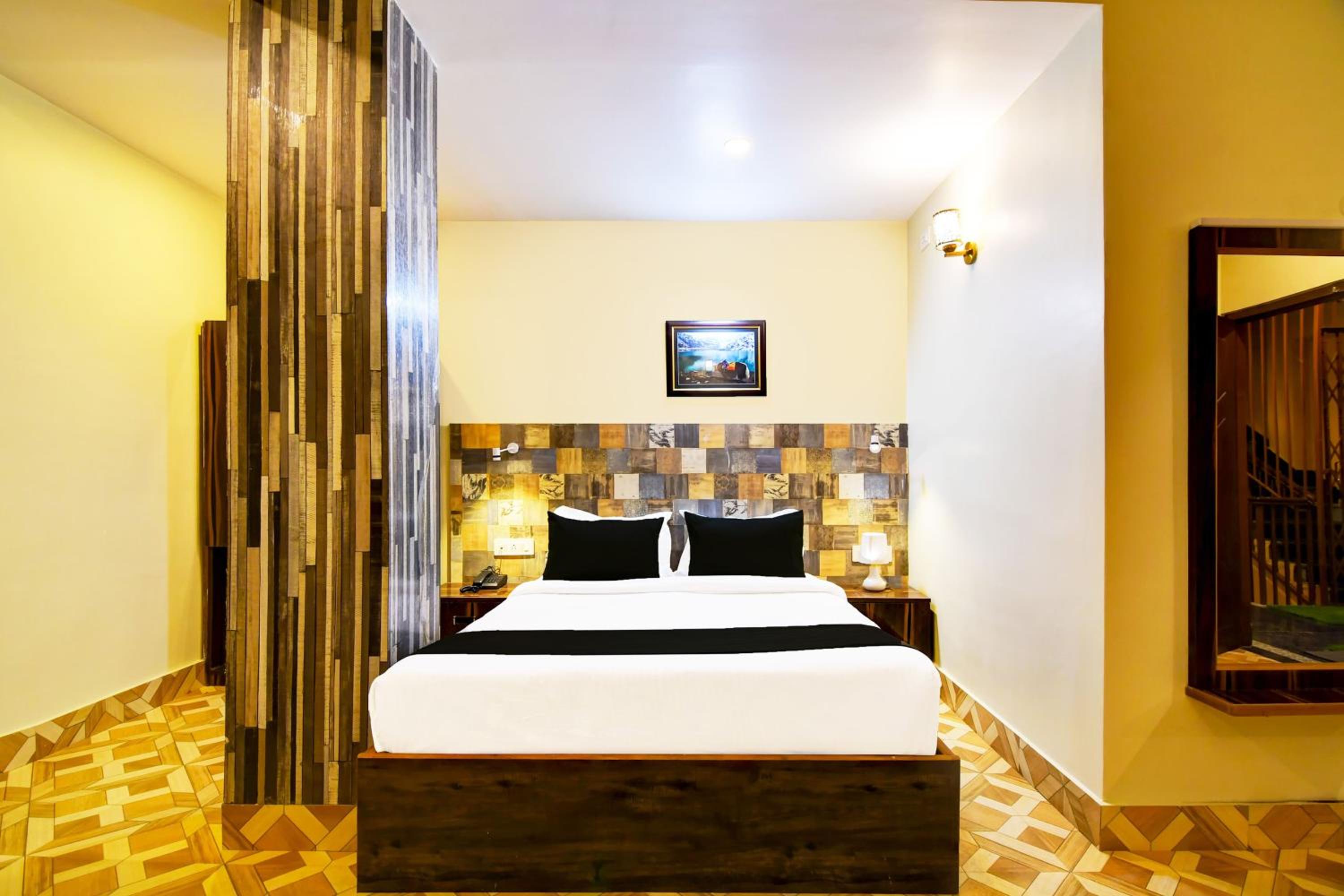 Super Townhouse Downtown Gangtok view 4