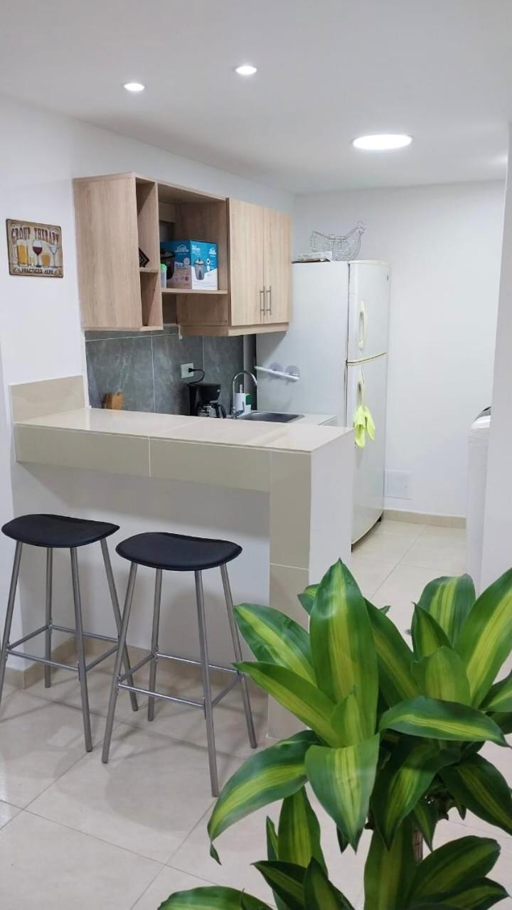 Acogedor Apartamento para Parejas en el Corazón de Cali