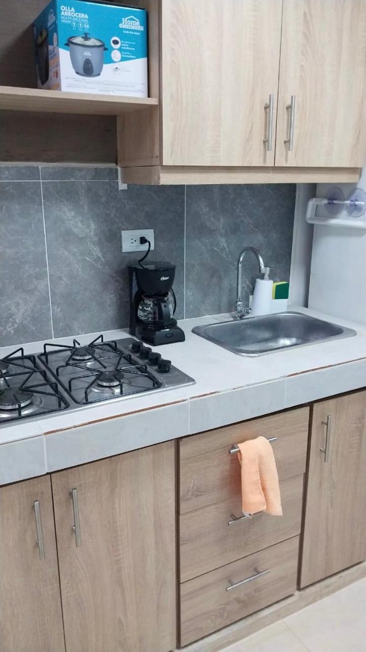 Acogedor Apartamento para Parejas en el Corazón de Cali