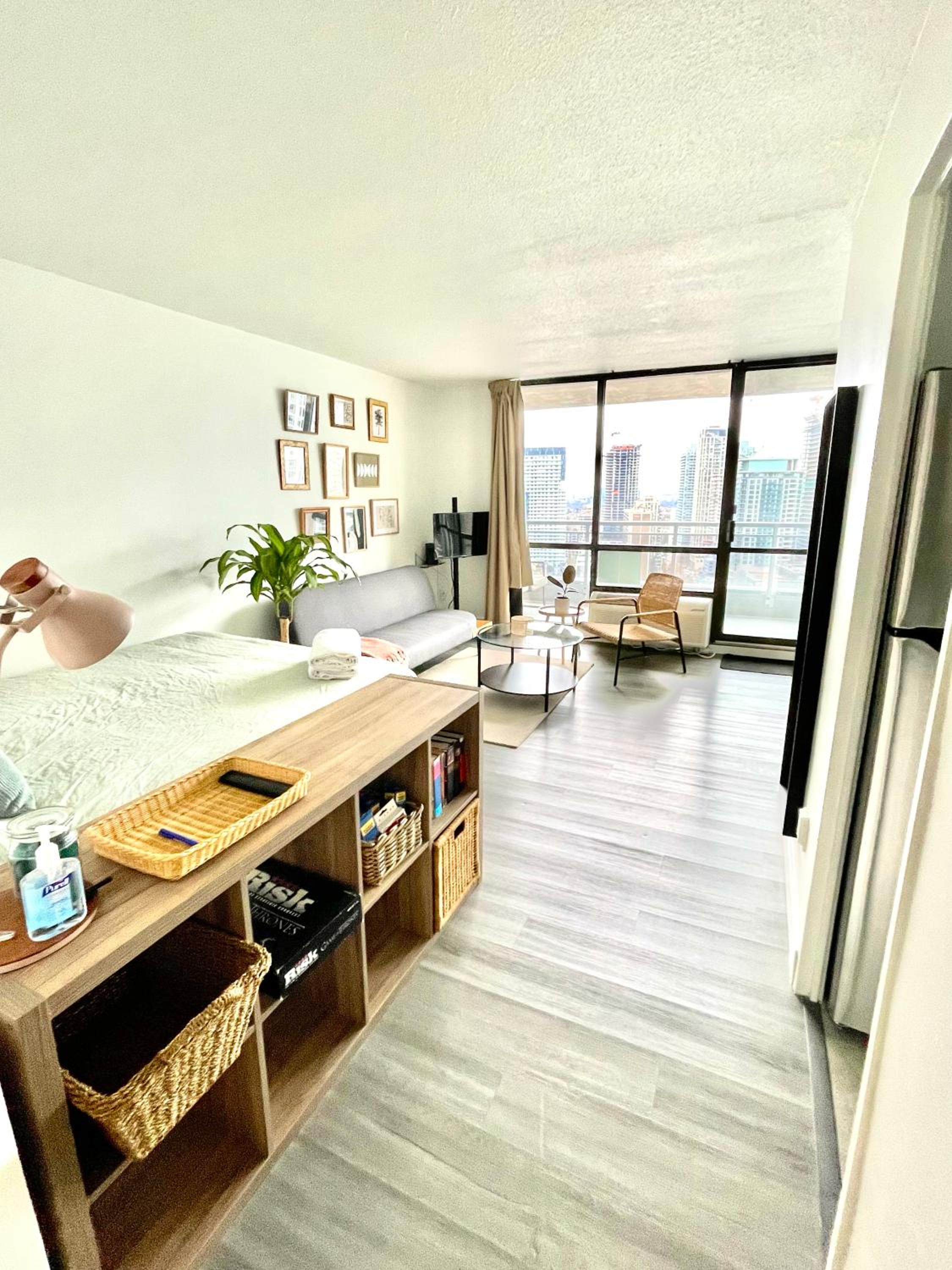 Toronto Bachelor Midtown