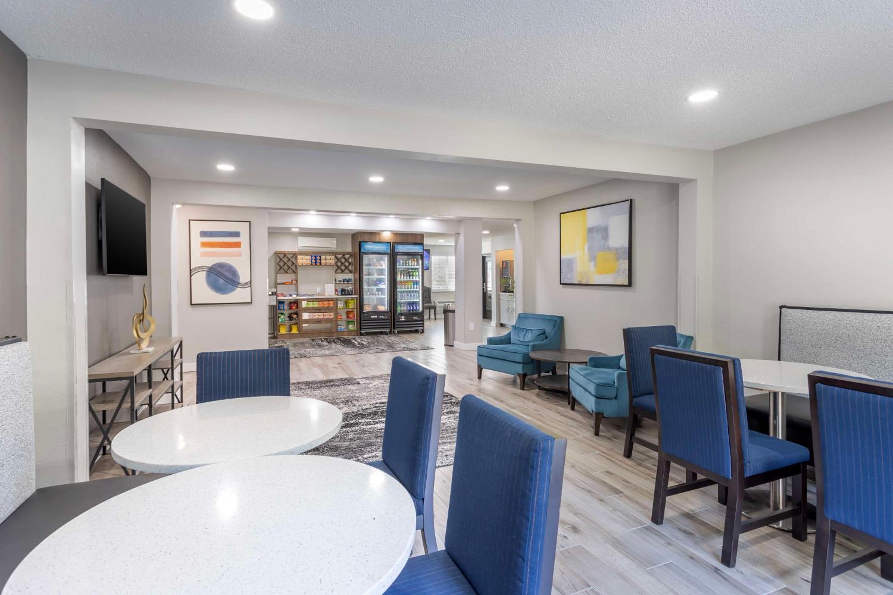 Philadelphia Vacations - Executive Residency by Best Western Philadelphia-Willow Grove - Property Image 3