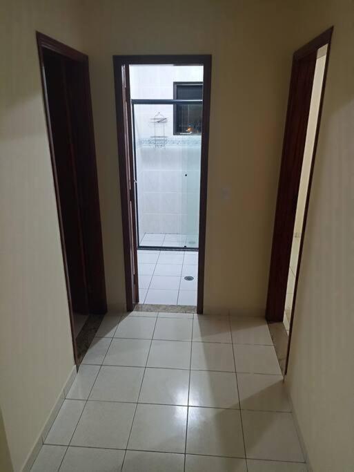 Apto com 2 dormitórios V Caiçara