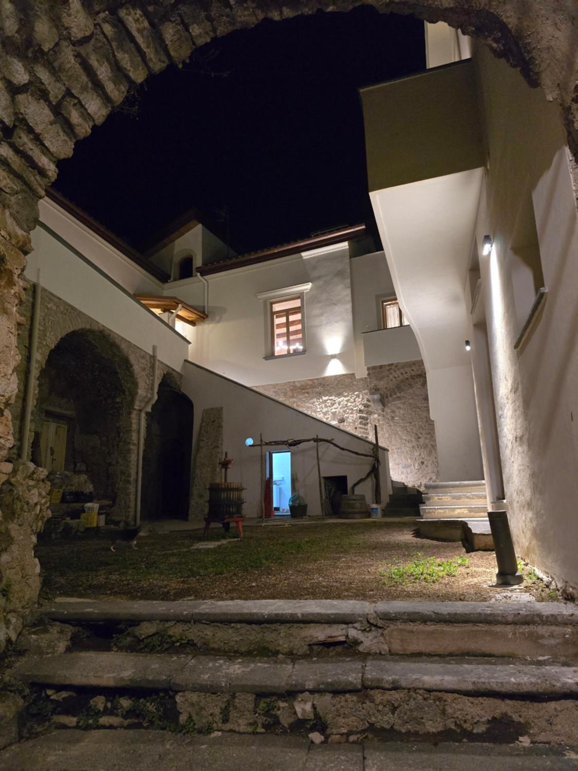 Photo 19
