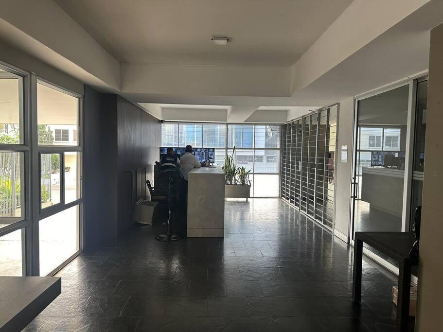 Hermoso Apartamento Sur Ciudad Jardin Piscina