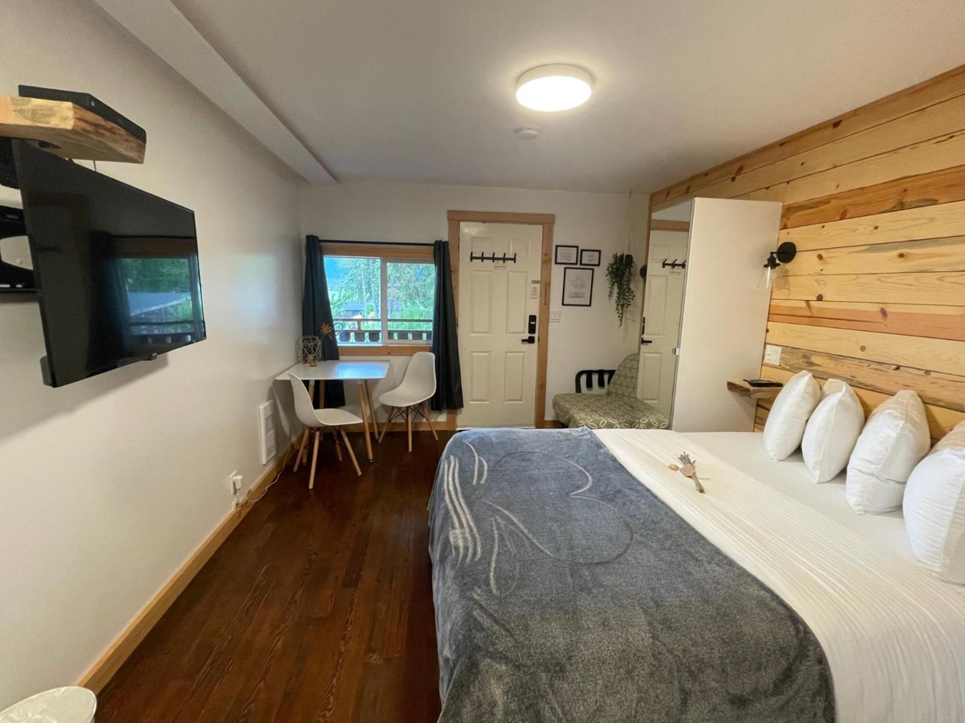 The Valley View Cabins and Event Center
