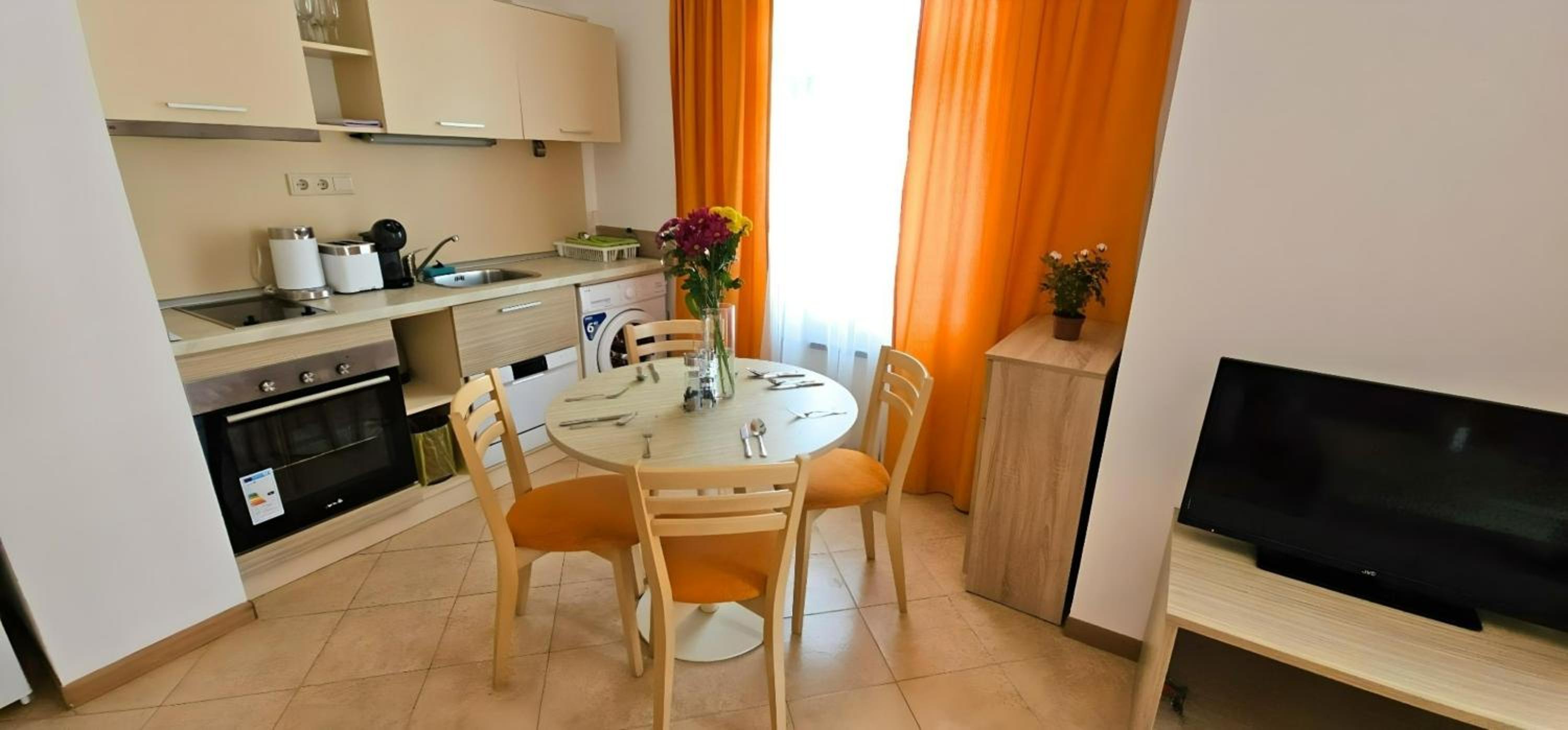 Apartment Bella - 3 pools, 2 bedrooms & 2 bathrooms