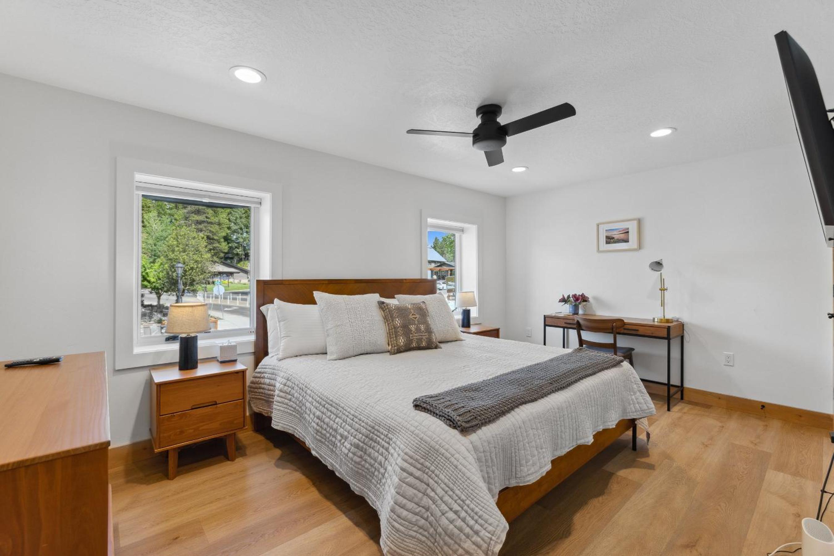New! Brand new Downtown Loft 203 - Lake views, half block from lake, restaurants, and shopping view 5