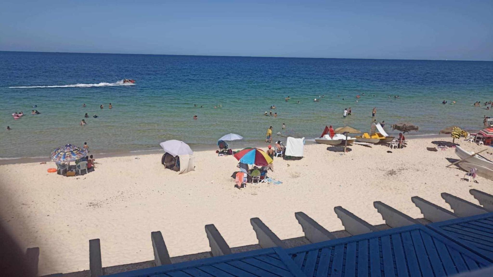 Pied dans l'Eau à Sousse méditerranéen