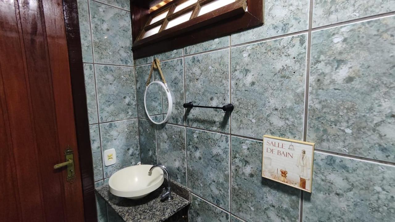 Linda casa no centro de Buzios 4