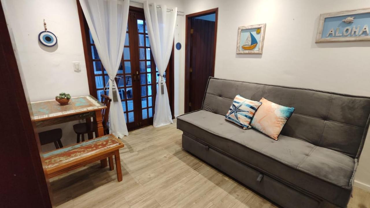 Linda casa no centro de Buzios 4