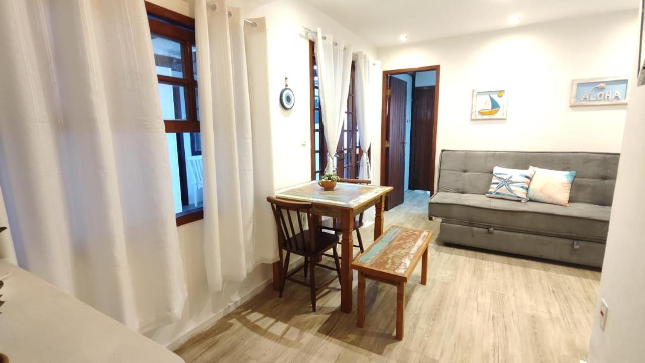 Linda casa no centro de Buzios 4