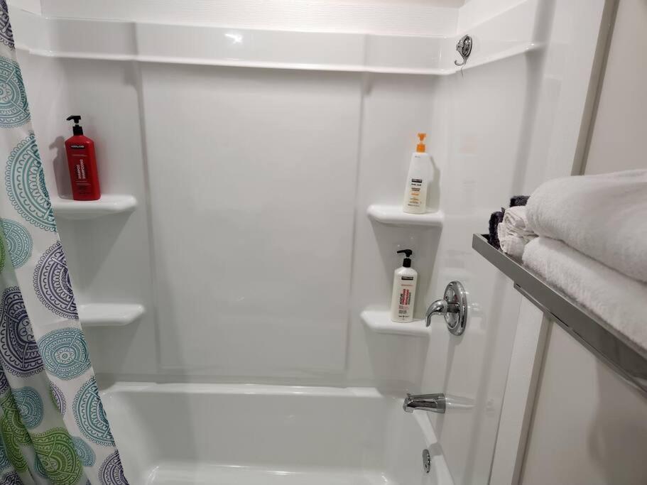 Cozy suite near Hospital, Stadium, Airport & RCMP