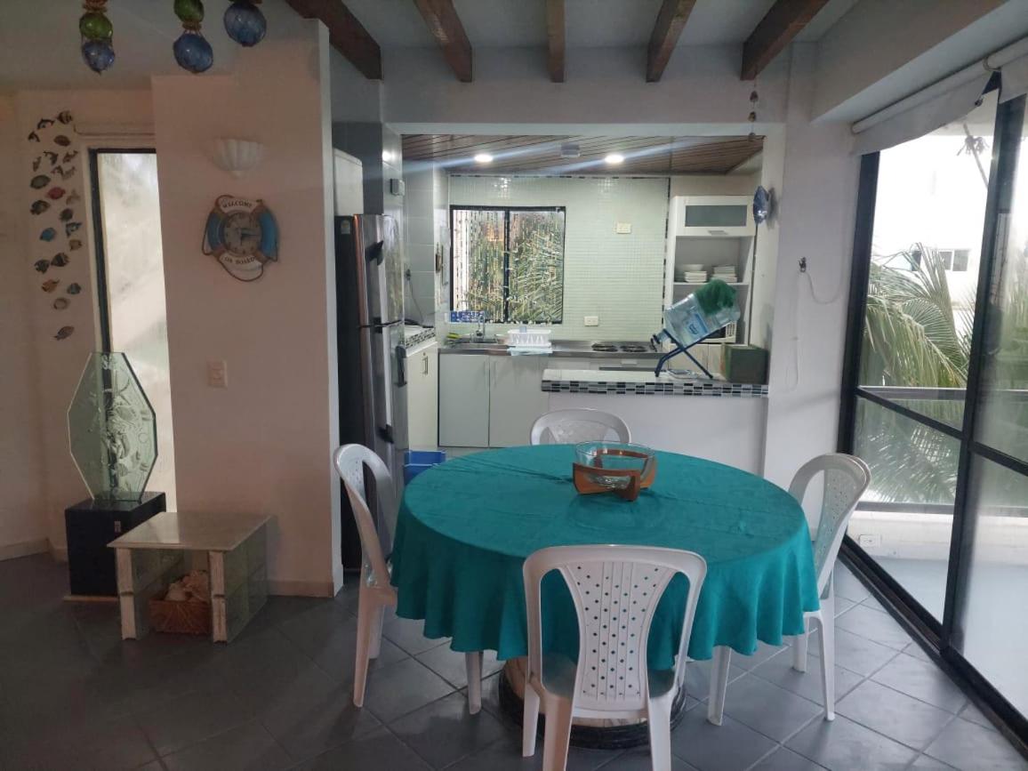 Apartamento en San Andrés frente al mar con piscina