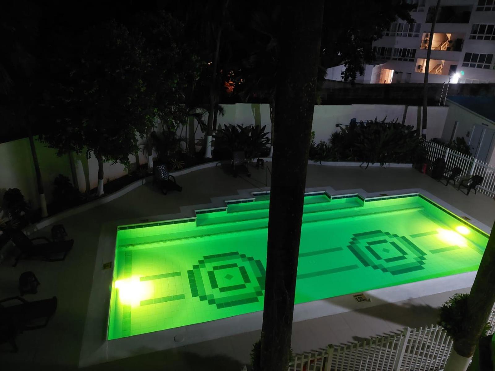 Apartamento en San Andrés frente al mar con piscina