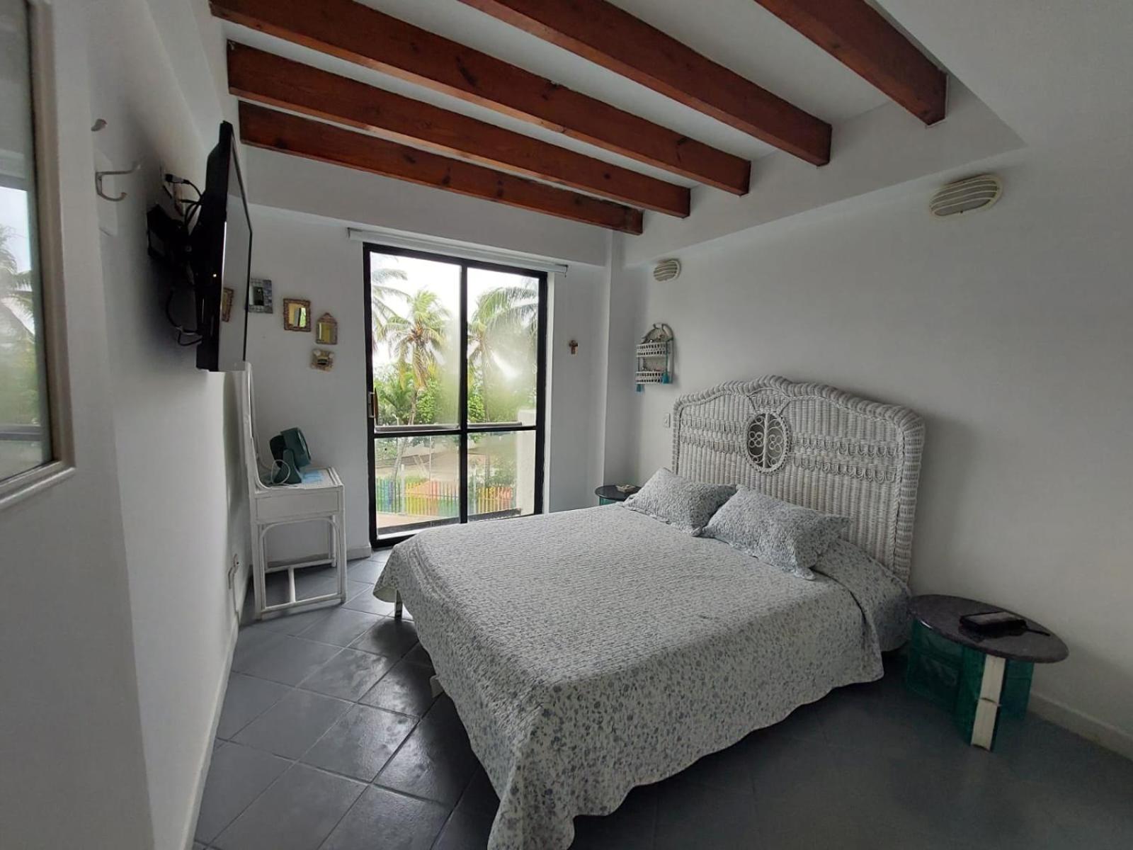 Apartamento en San Andrés frente al mar con piscina