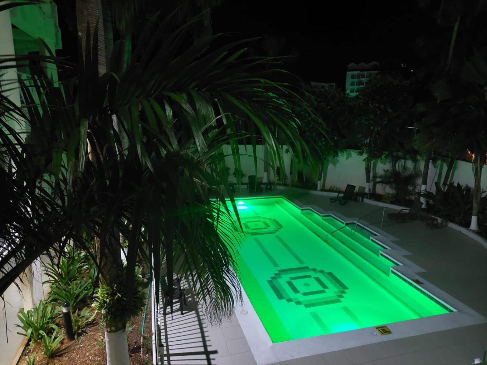 Apartamento en San Andrés frente al mar con piscina