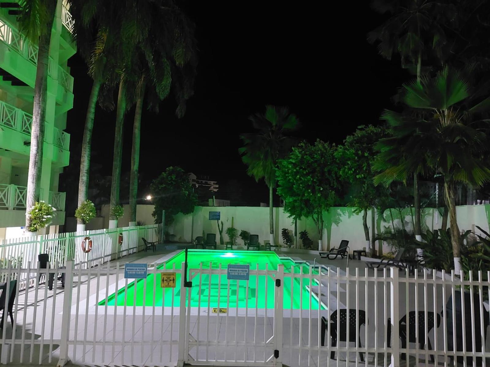Apartamento en San Andrés frente al mar con piscina