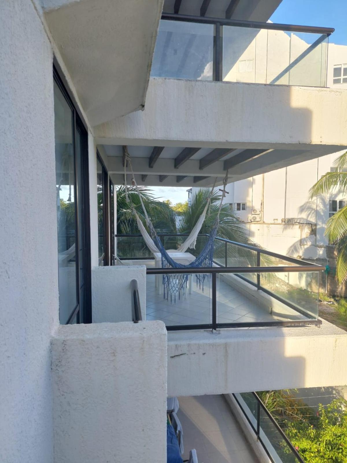Apartamento en San Andrés frente al mar con piscina