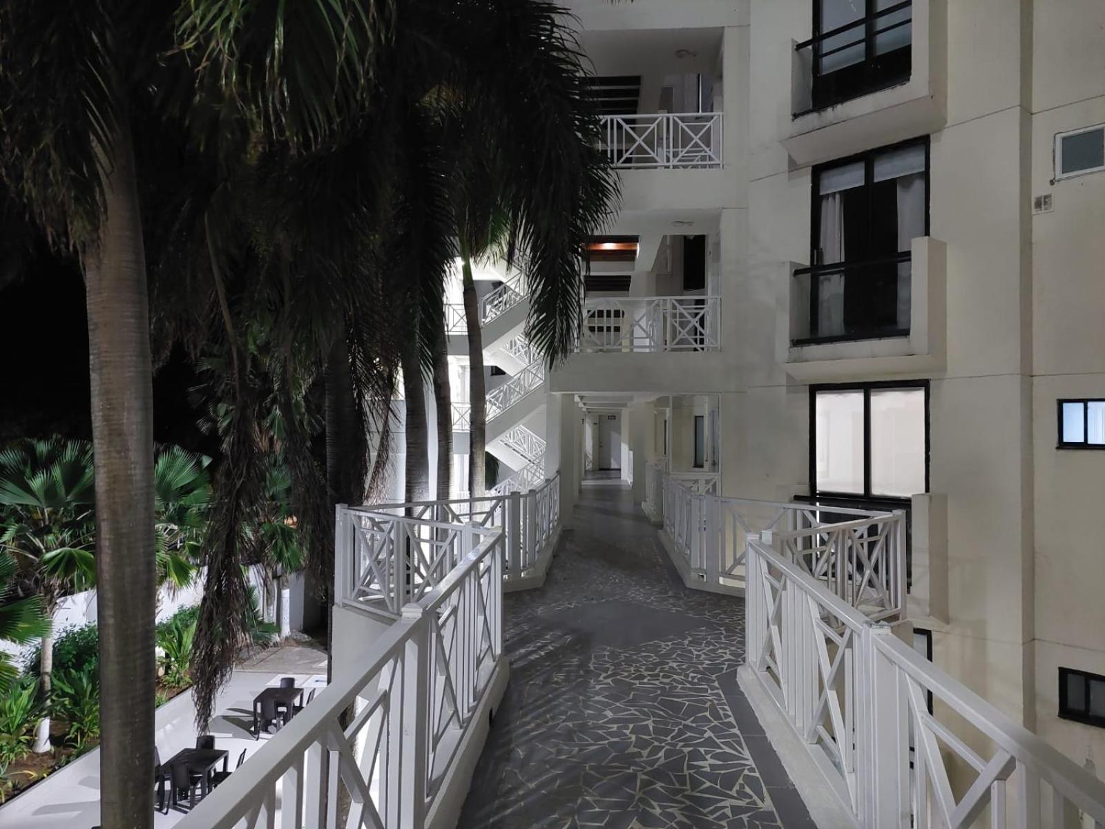 Apartamento en San Andrés frente al mar con piscina