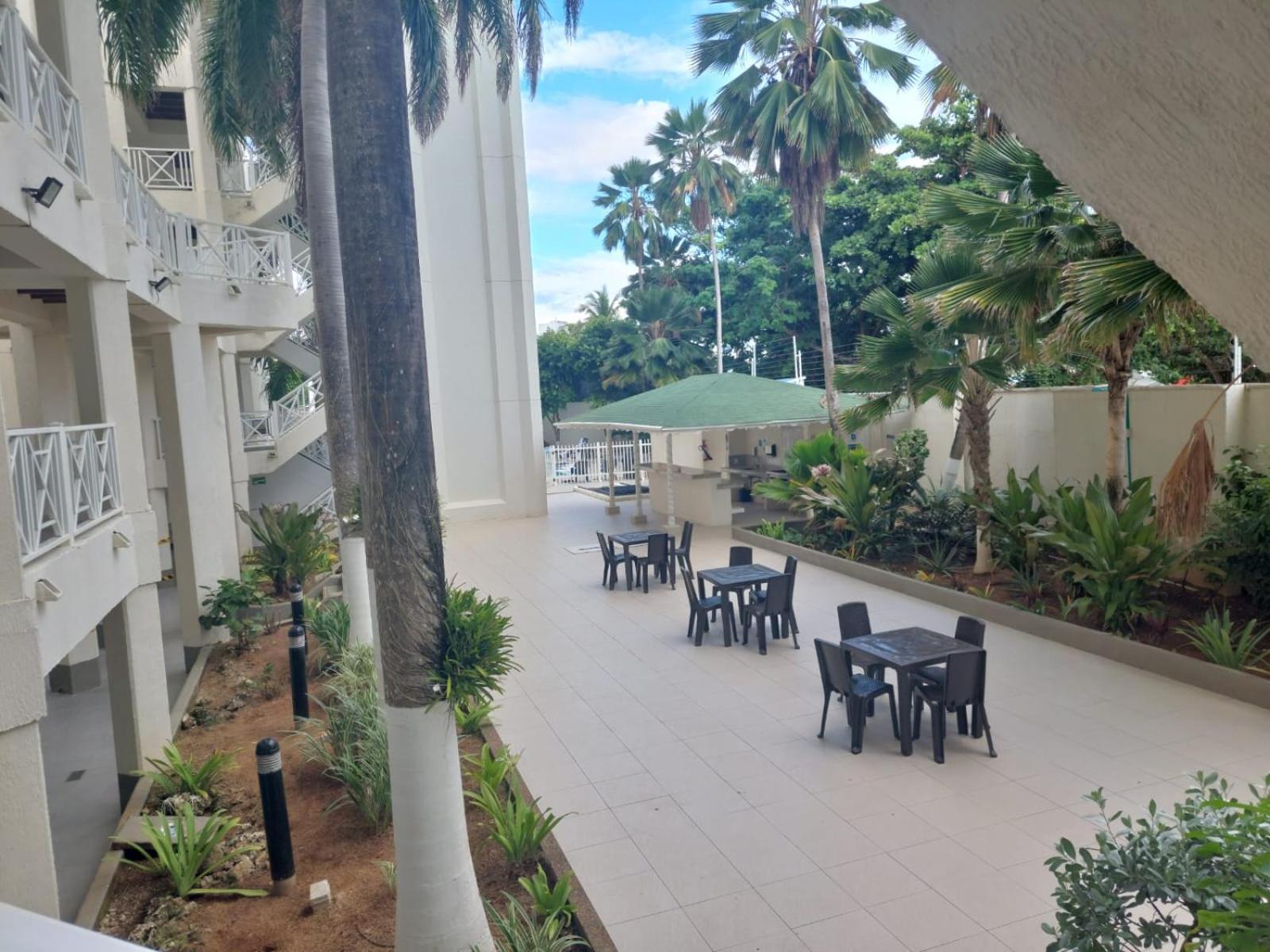 Apartamento en San Andrés frente al mar con piscina