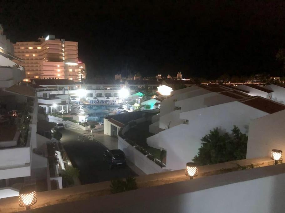 Apartamento Elisa en Garden City con piscina climatizada