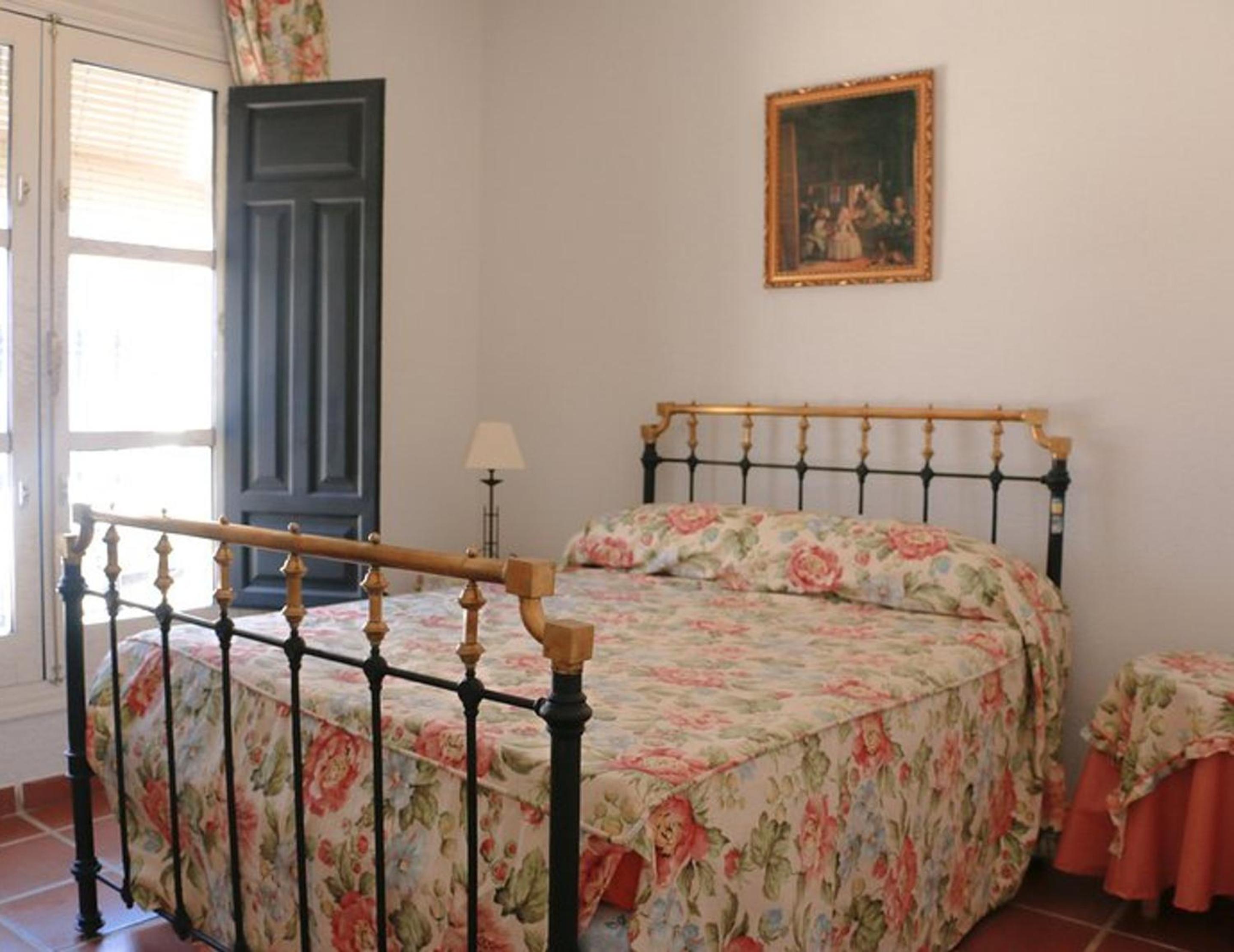 Charming House in Castilblanco with Terrace and Fireplace