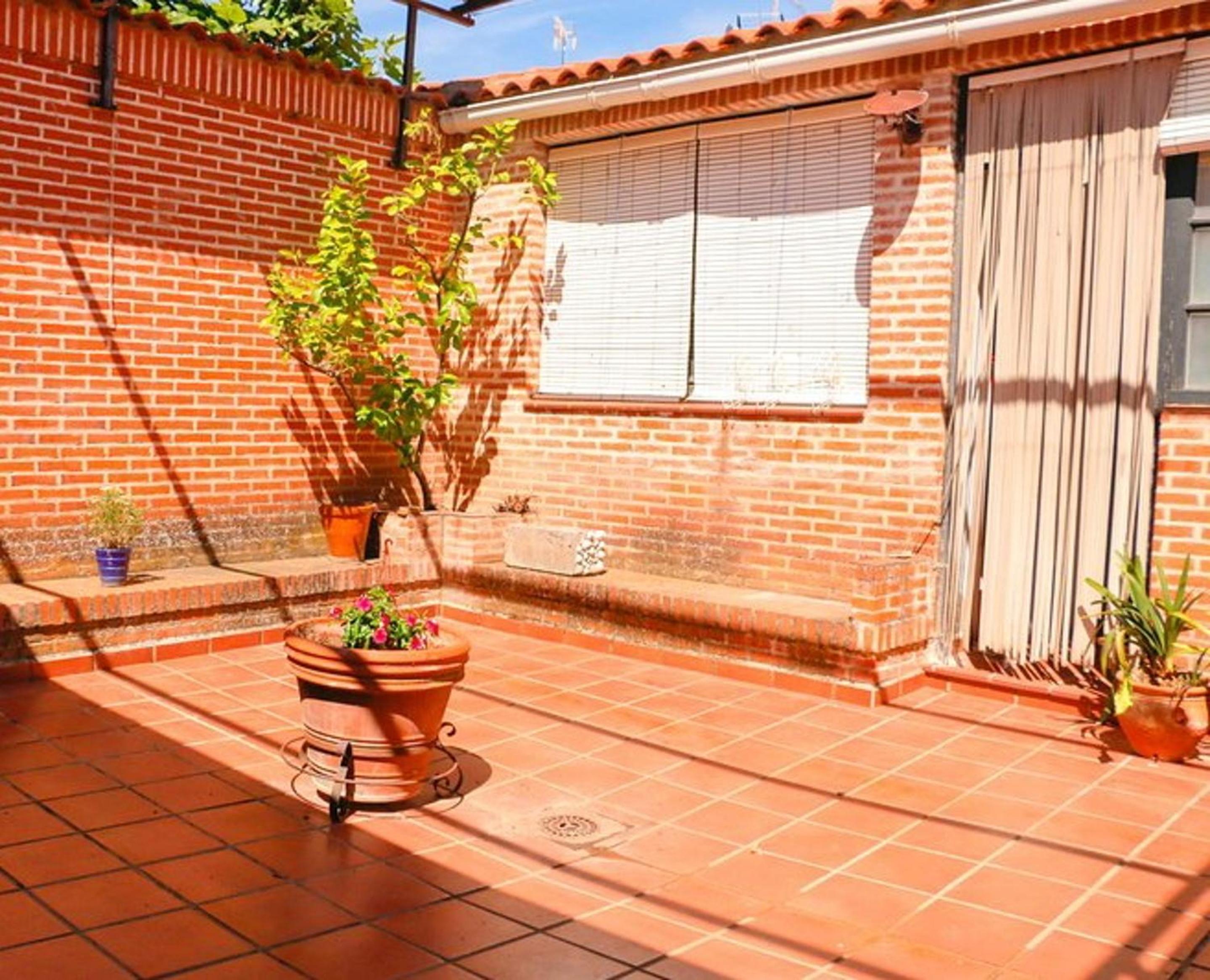 Charming House in Castilblanco with Terrace and Fireplace
