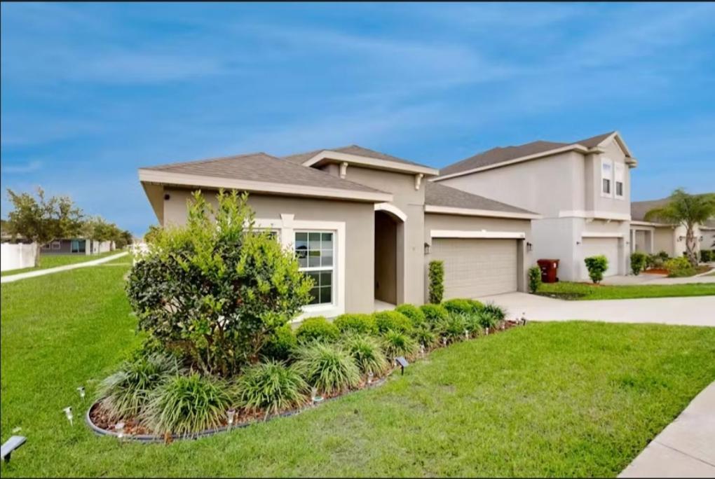 Beautiful House Near Disney