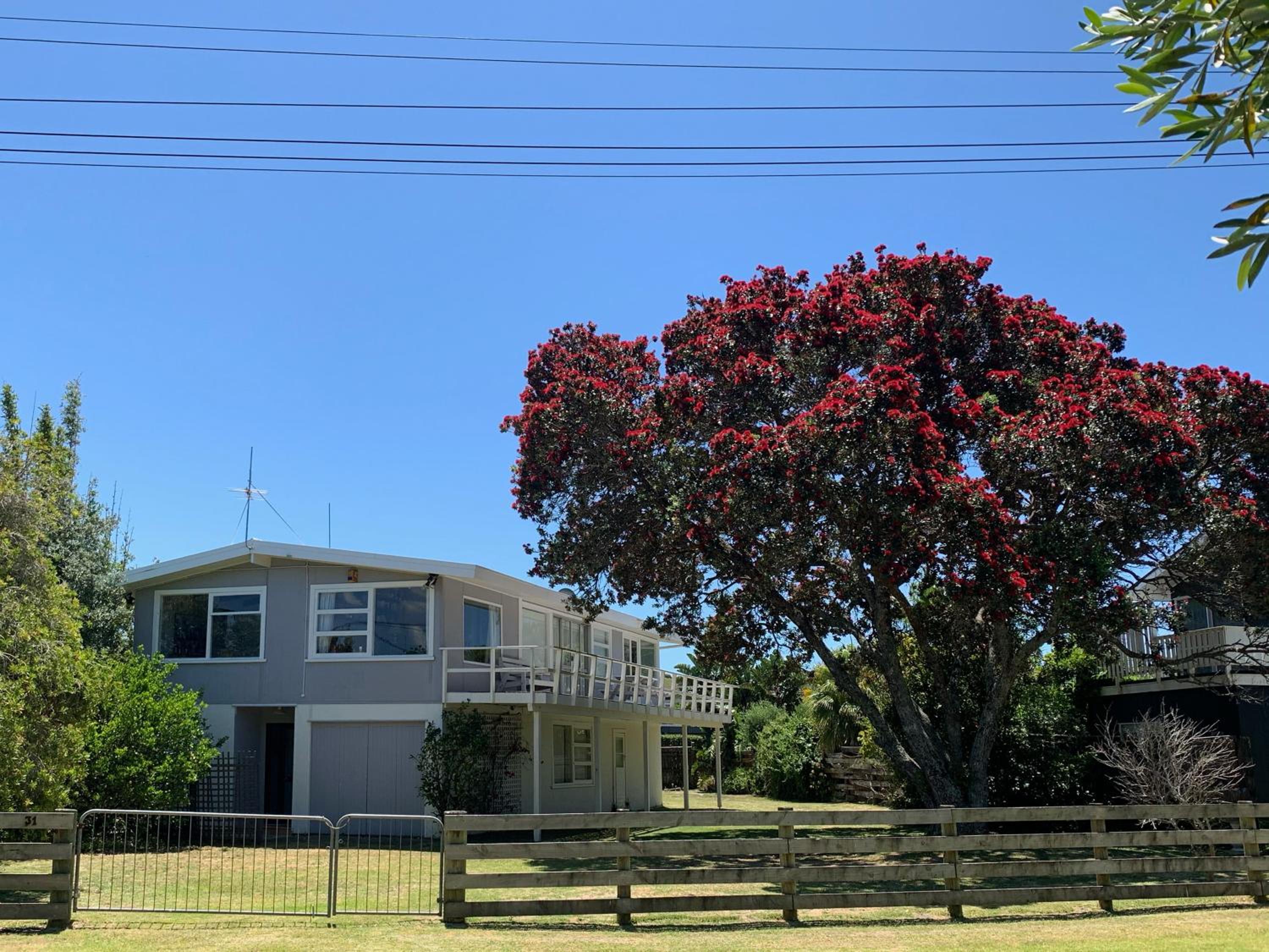 Playtime Plus - Matapouri Holiday Home