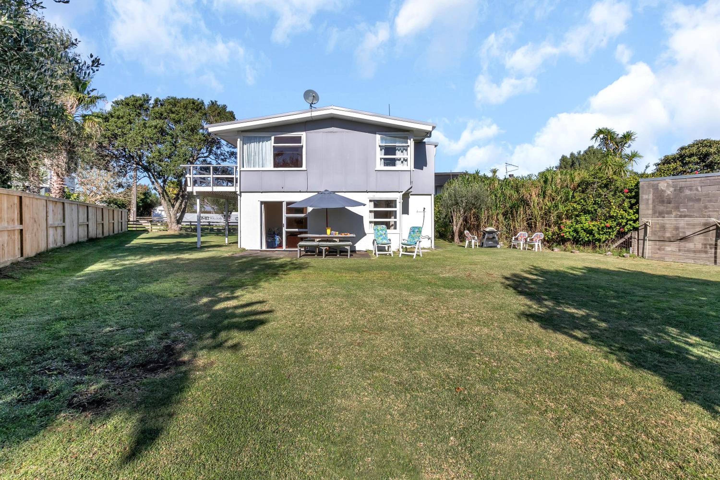 Playtime Plus - Matapouri Holiday Home