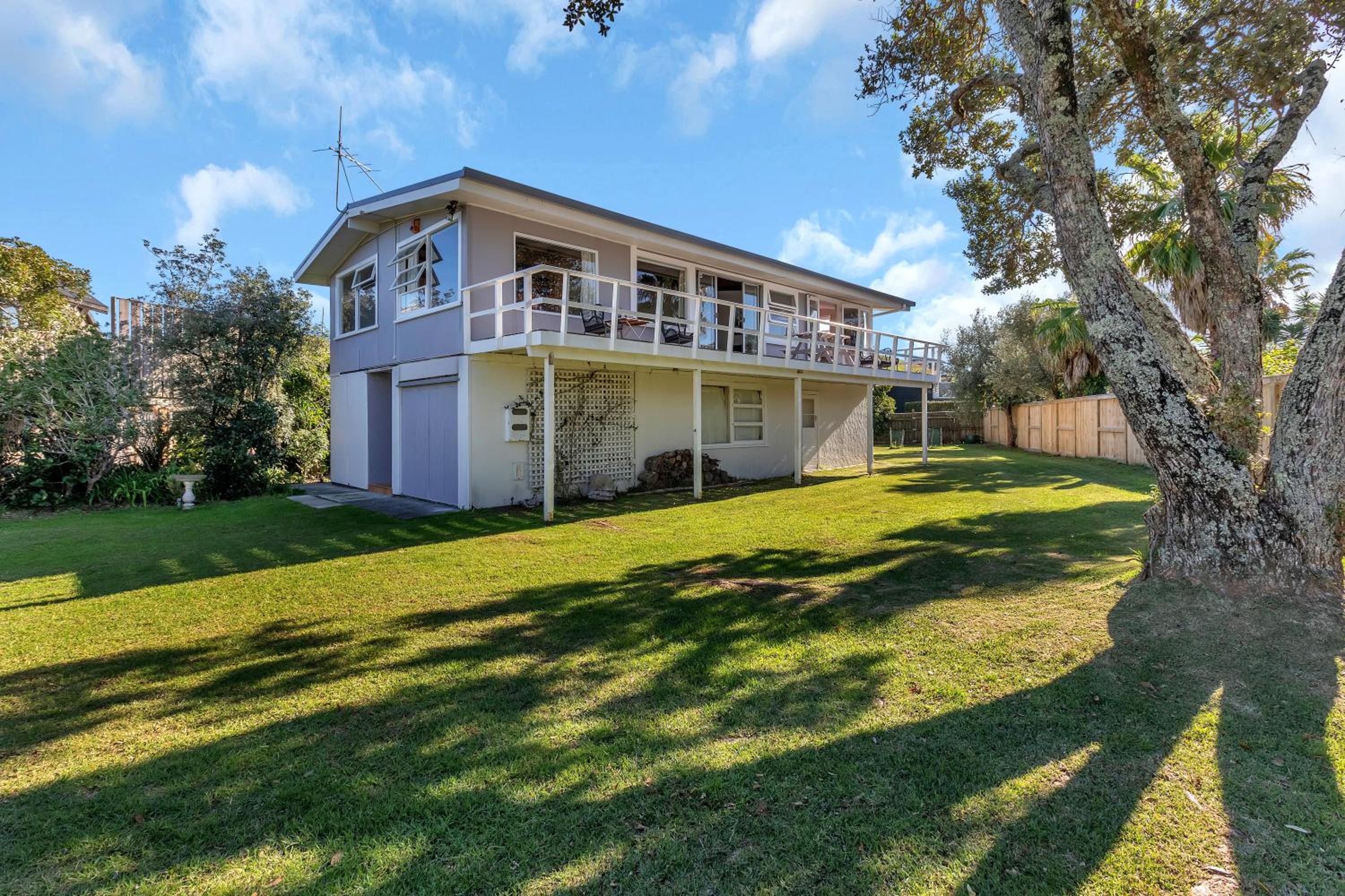 Playtime Plus - Matapouri Holiday Home