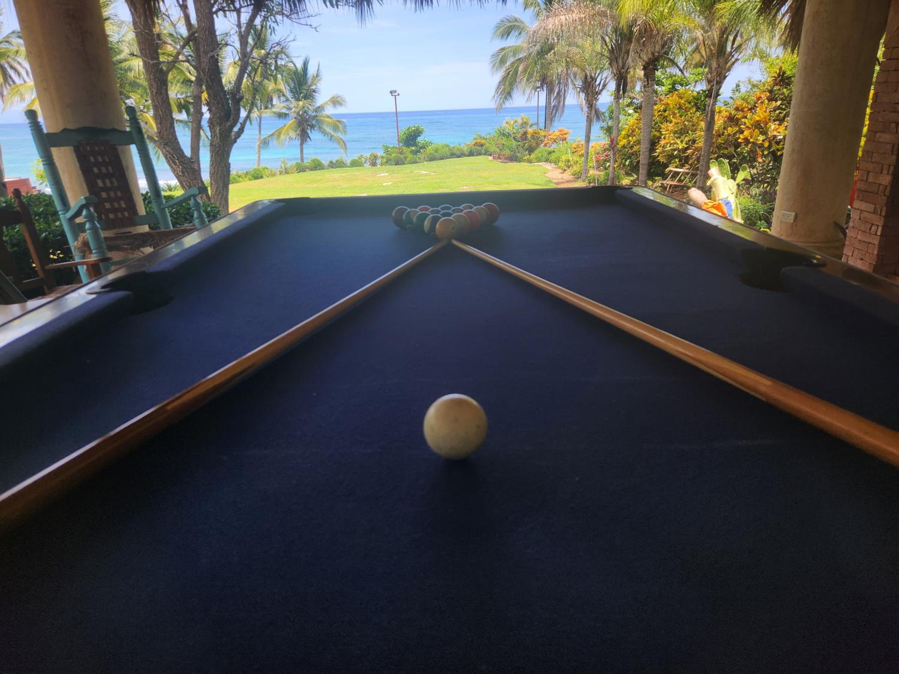 Villa Tesoros del Mar - Luxury Beachfront Villa with Natural Pool, Jacuzzi, Mountain Views, Yoga, BBQ, Wi-Fi, Pet & Family Friendly, Barahona Adventures view 2