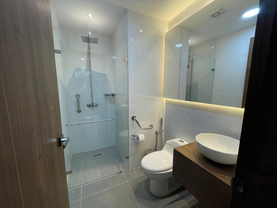 Spacious apartment in the best location 302