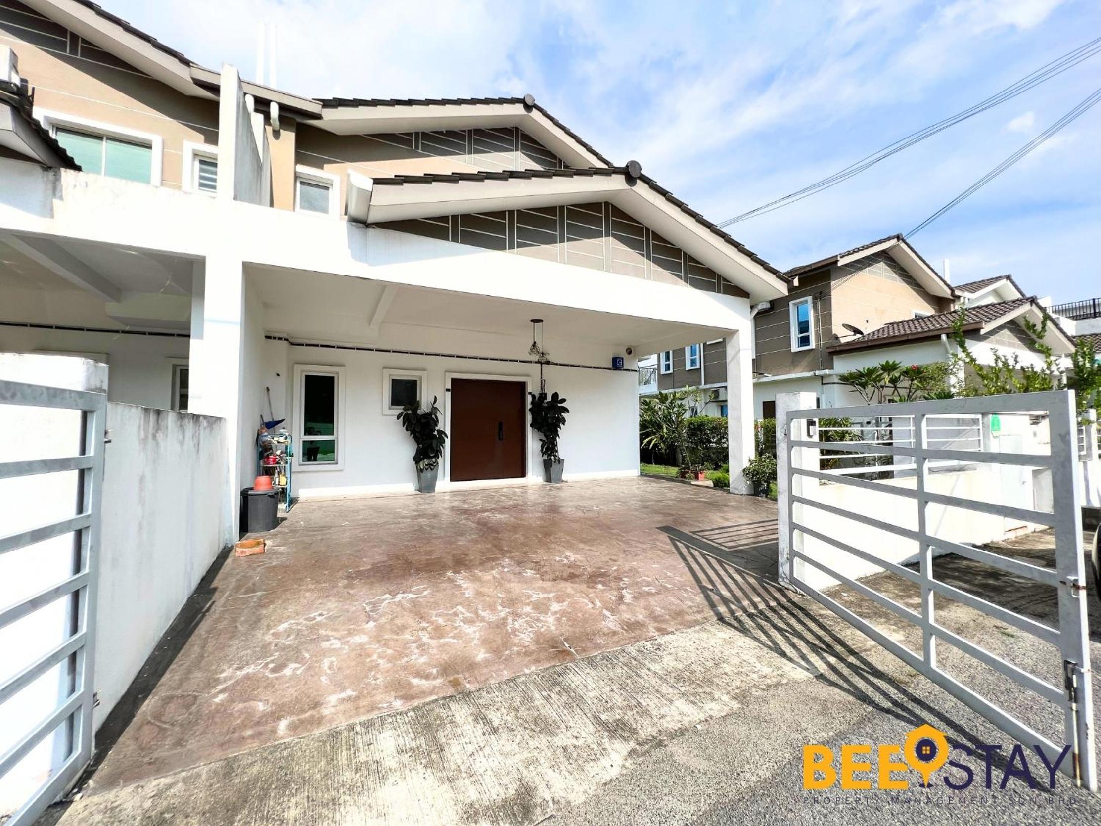 Puchong Two Storey Landed House Lake View 10PAX photo 2