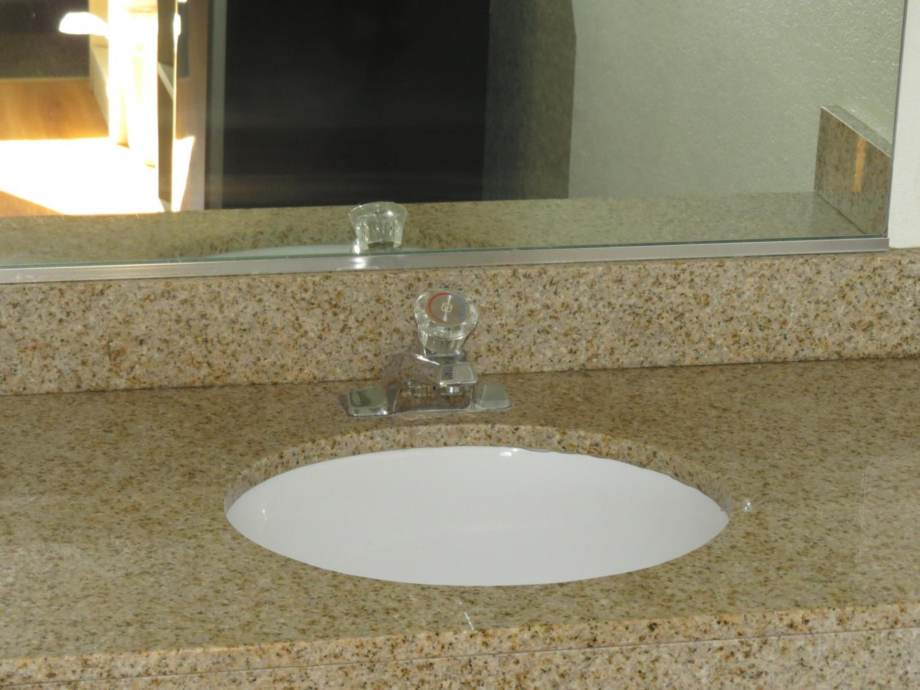 Mitchell Vacations - Motel 6-Mitchell, SD - Property Image 3